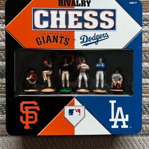 MLB Los Angeles Dodgers vs Giants Chess Set Board Game – Baseball Themed – New